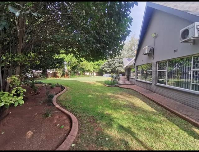 5 BEDROOM HOUSE FOR SALE IN MEYERTON CENTRAL